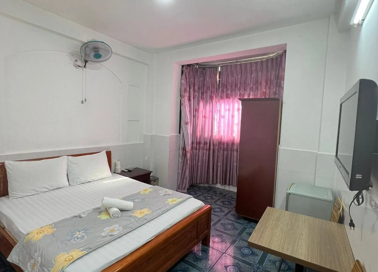 Thanh Huong Hotel Ho Chi Minh City 2*,