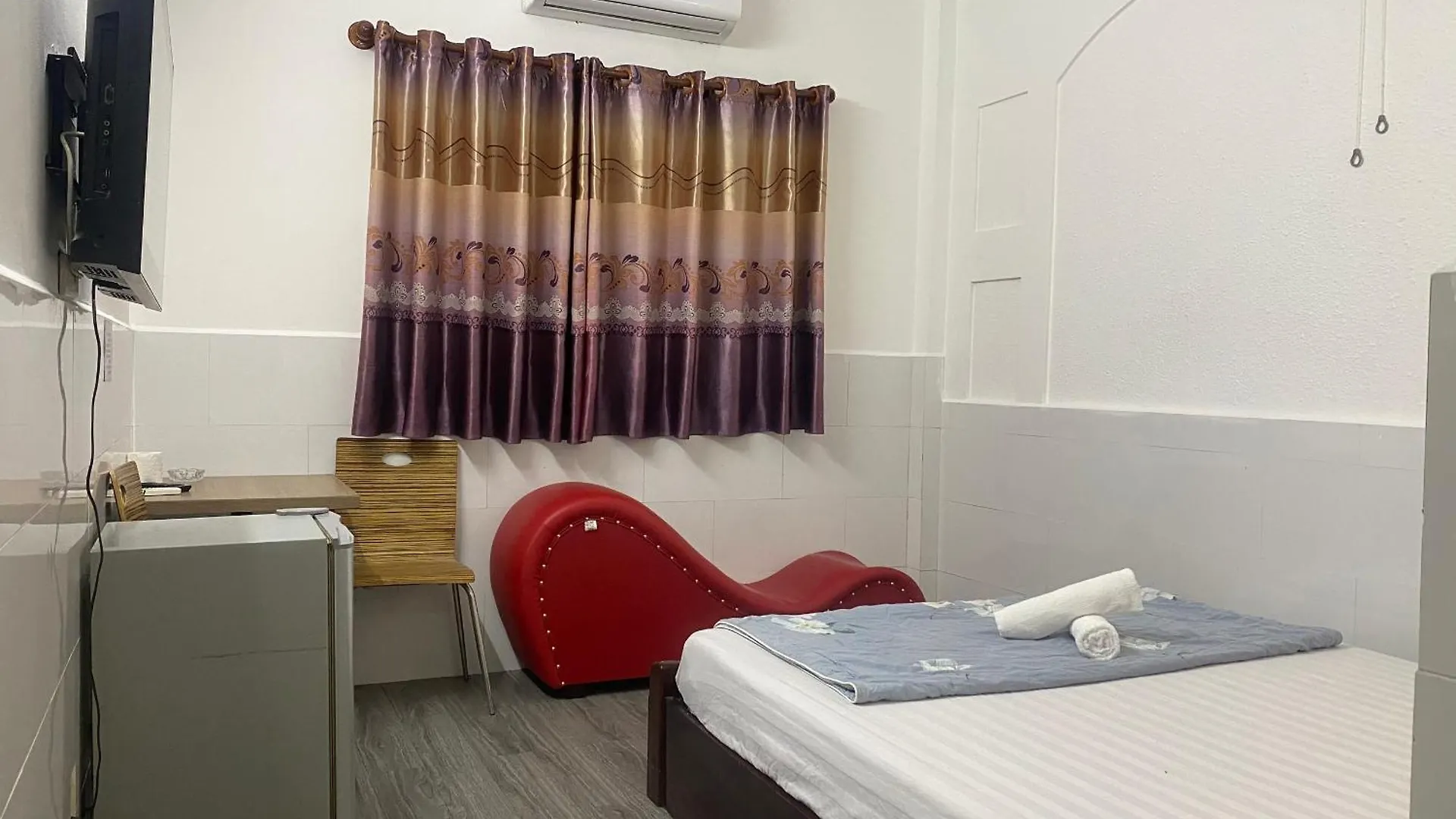 Thanh Huong Hotel Ho Chi Minh City 2*,