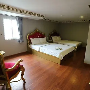 Bui Vien Walking Street Hotel